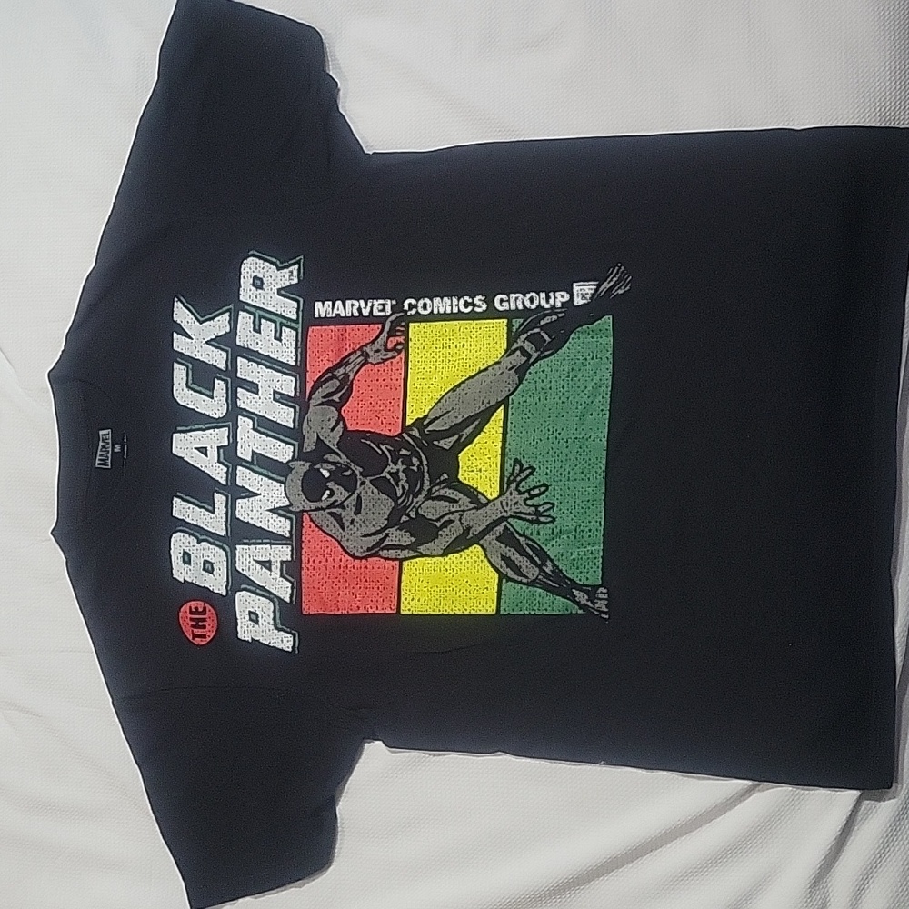 Black Panther mens shirt size M